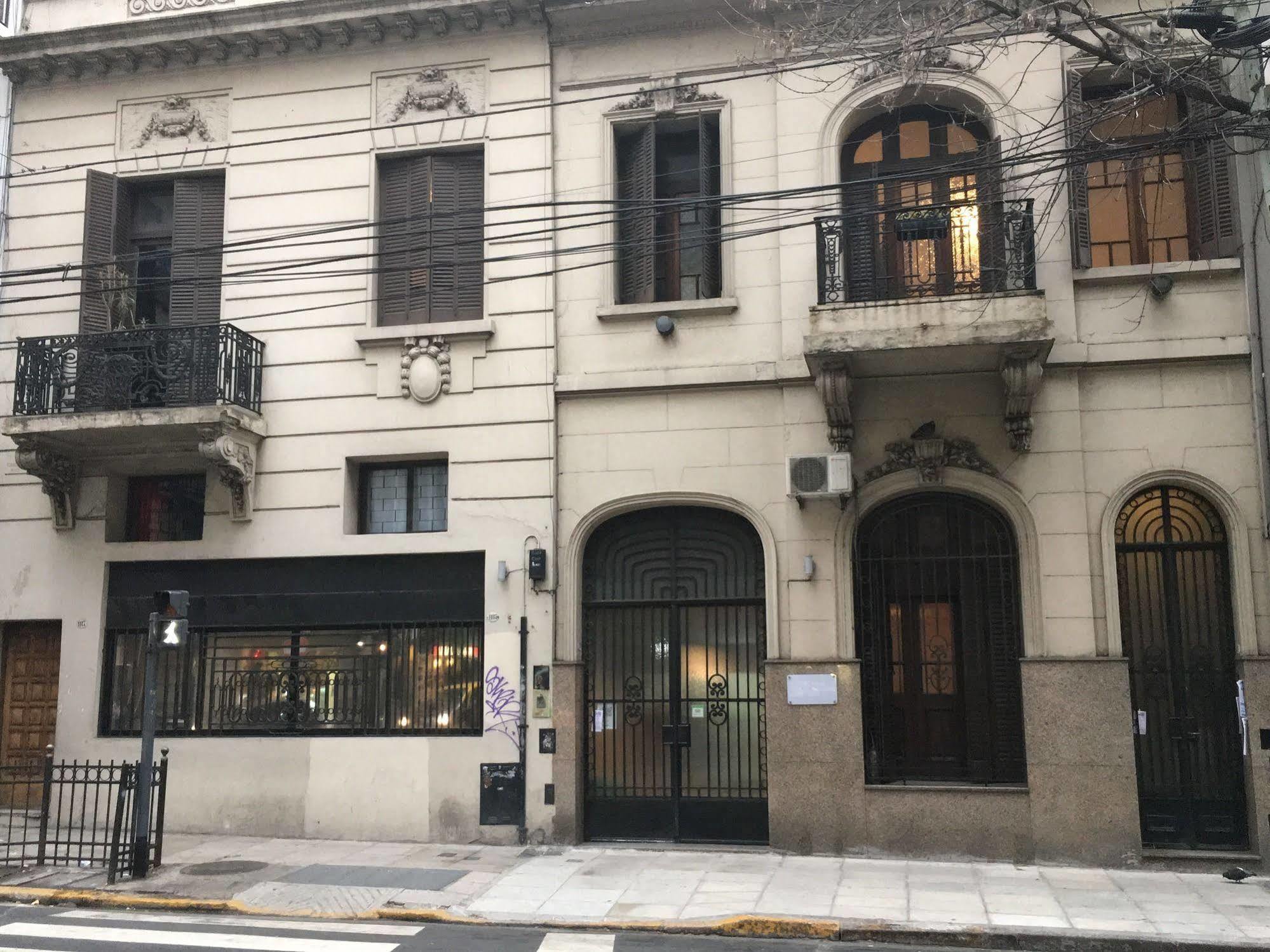 Petit Recoleta Hostel Buenos Aires Eksteriør billede